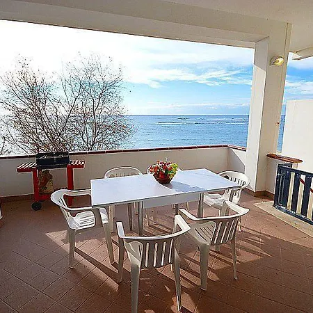 Tatil Evi On The Beach *