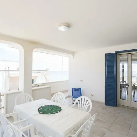 On The Beach Tatil Evi